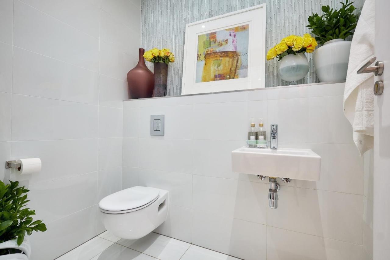 יוהנסבורג Sandton Skye Premium Suites & Penthouses מראה חיצוני תמונה