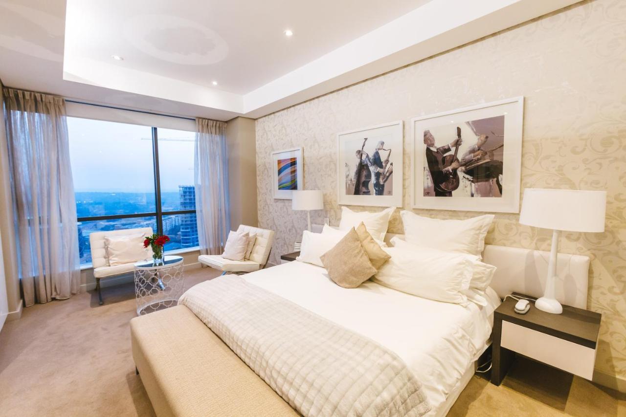 יוהנסבורג Sandton Skye Premium Suites & Penthouses מראה חיצוני תמונה