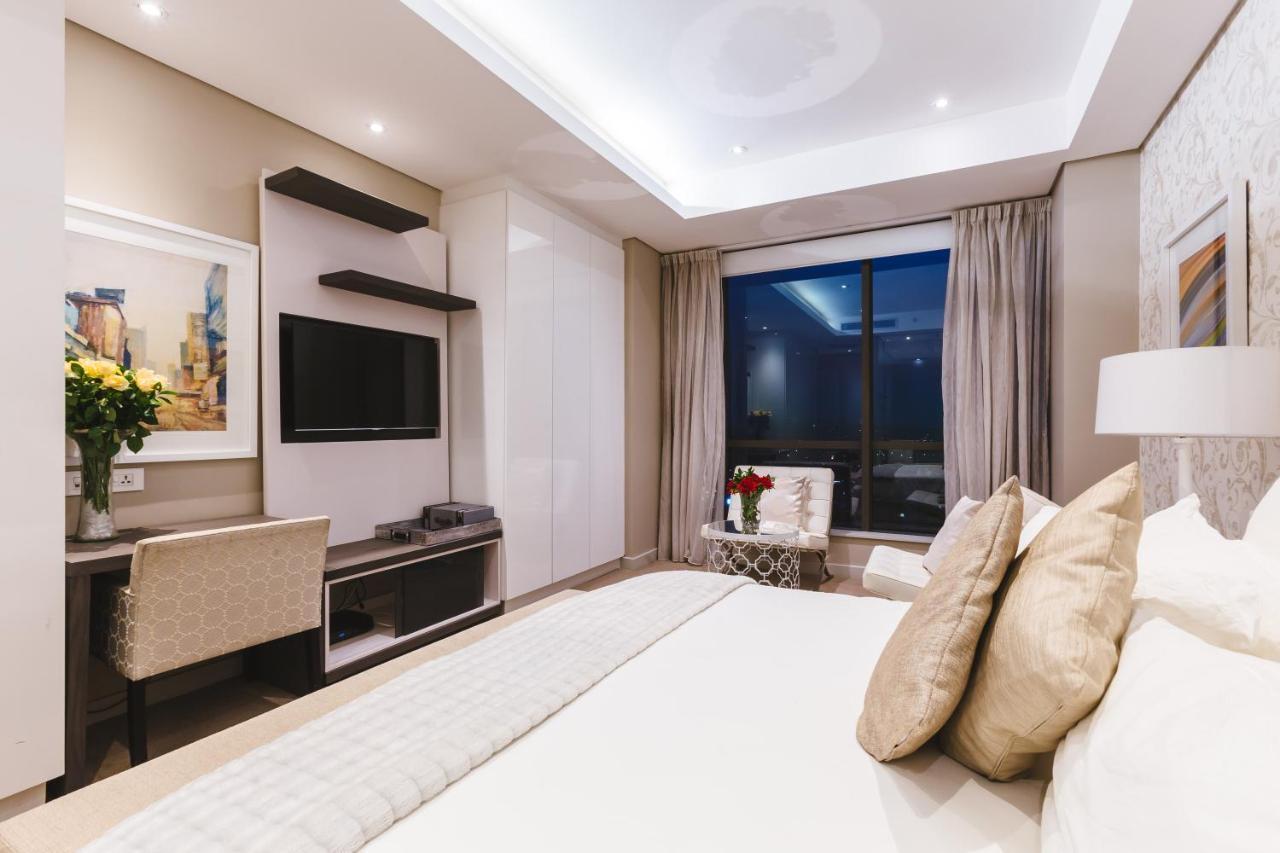 יוהנסבורג Sandton Skye Premium Suites & Penthouses מראה חיצוני תמונה